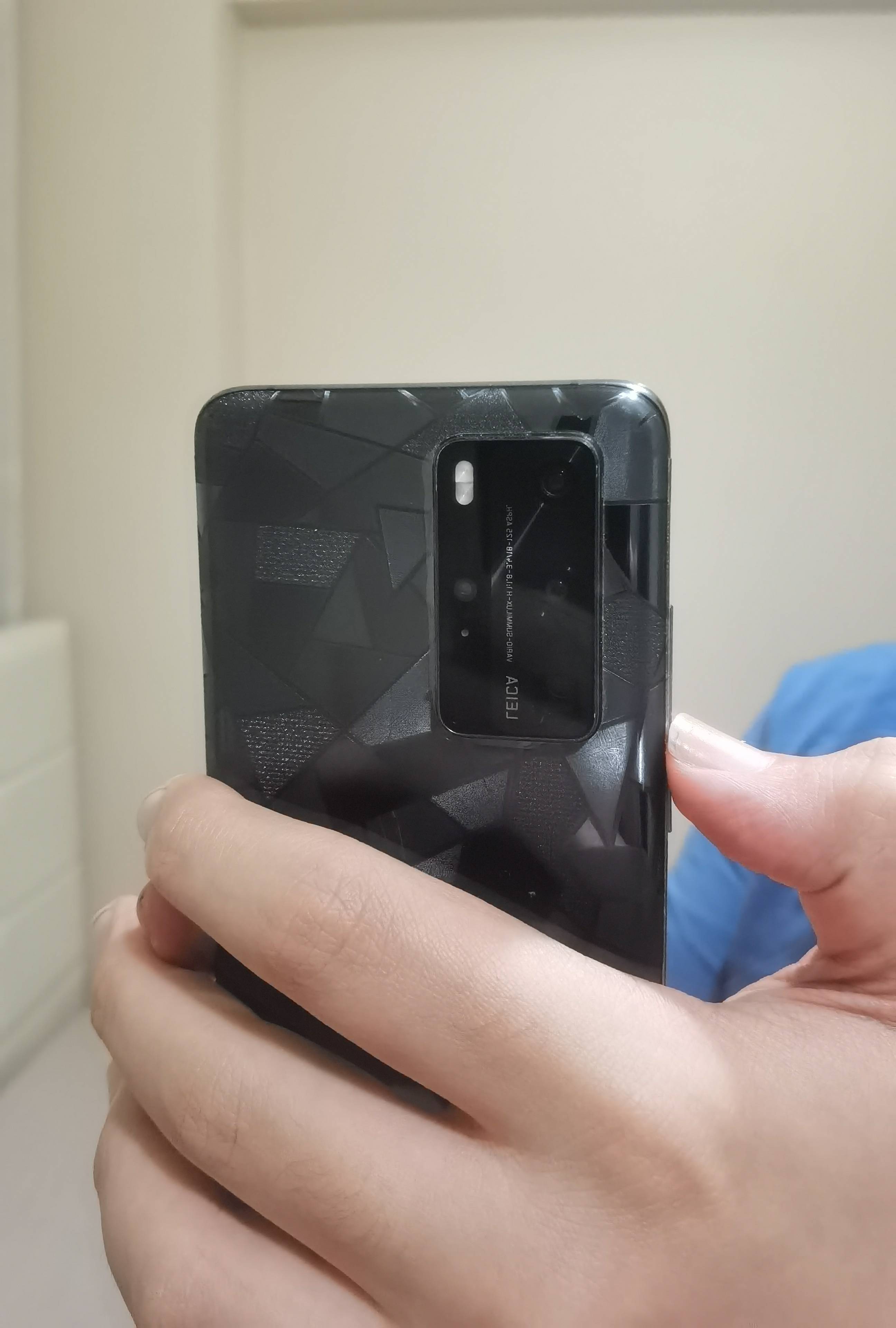 Huawei P40 Pro Tuş Bordu Siyah