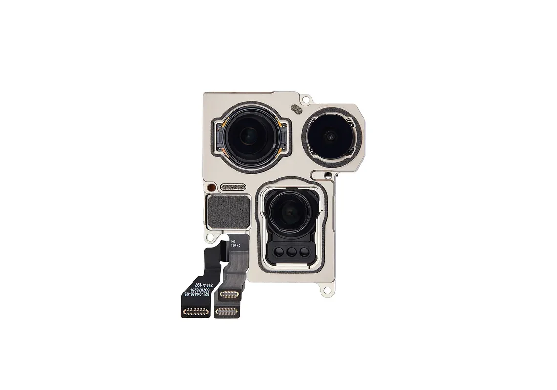 iPhone 15 Pro Arka Kamera Orijinal