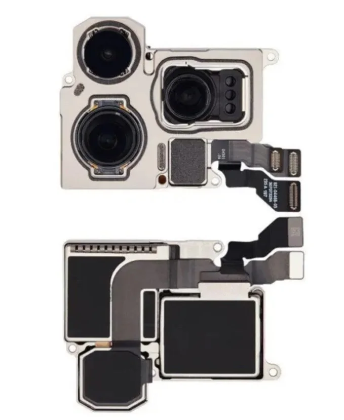 iPhone 15 Pro Arka Kamera Orijinal