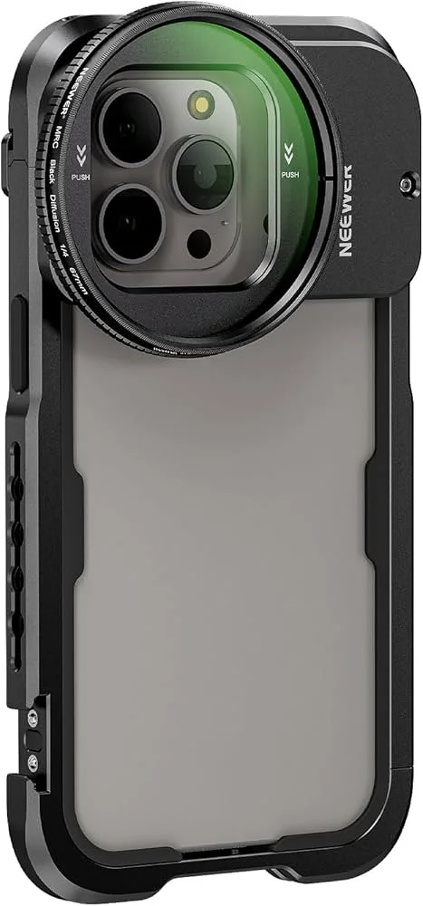 iPhone 15 Pro Max İç Kafesler